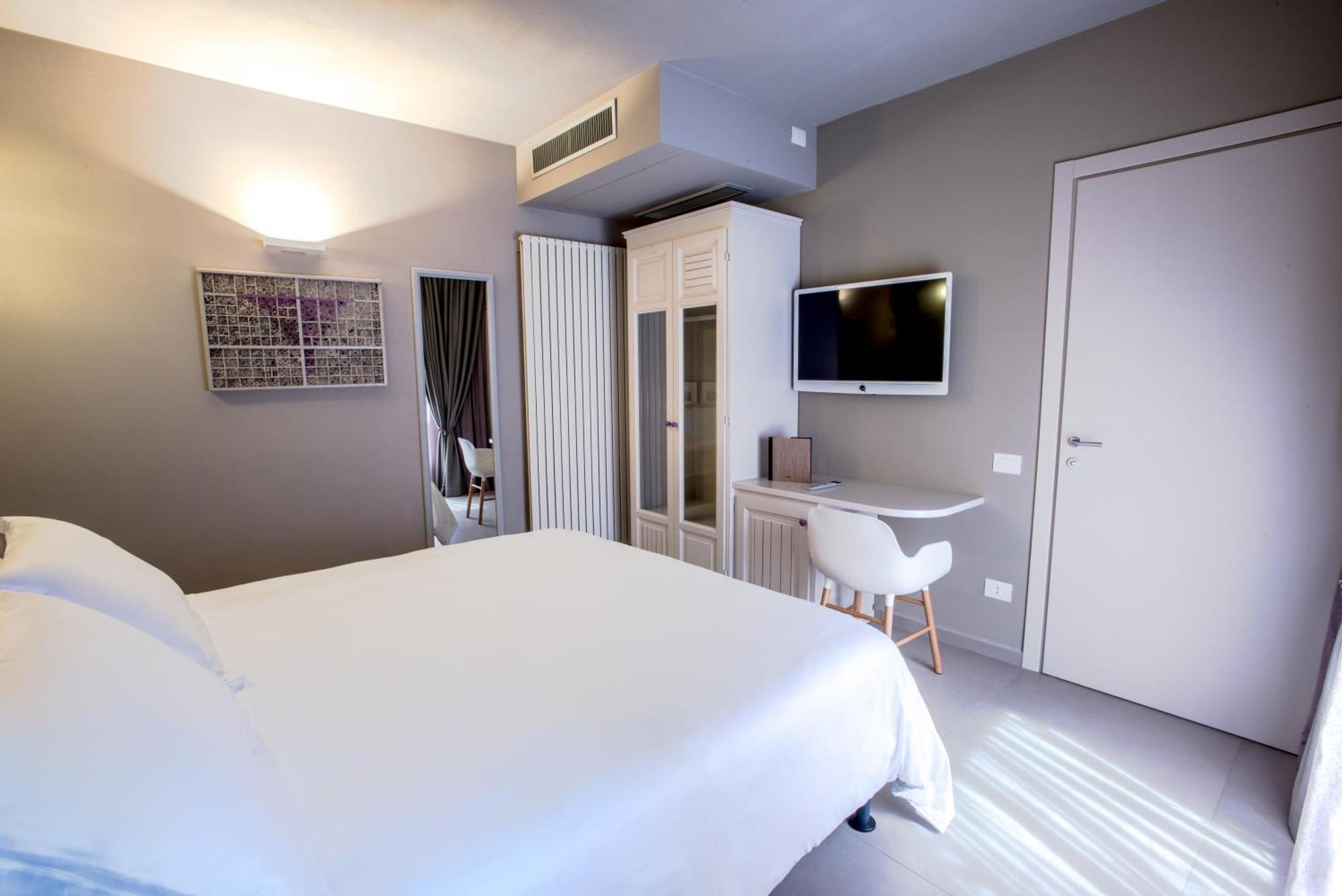 Uve Rooms & Wine Bar La Morra Dış mekan fotoğraf