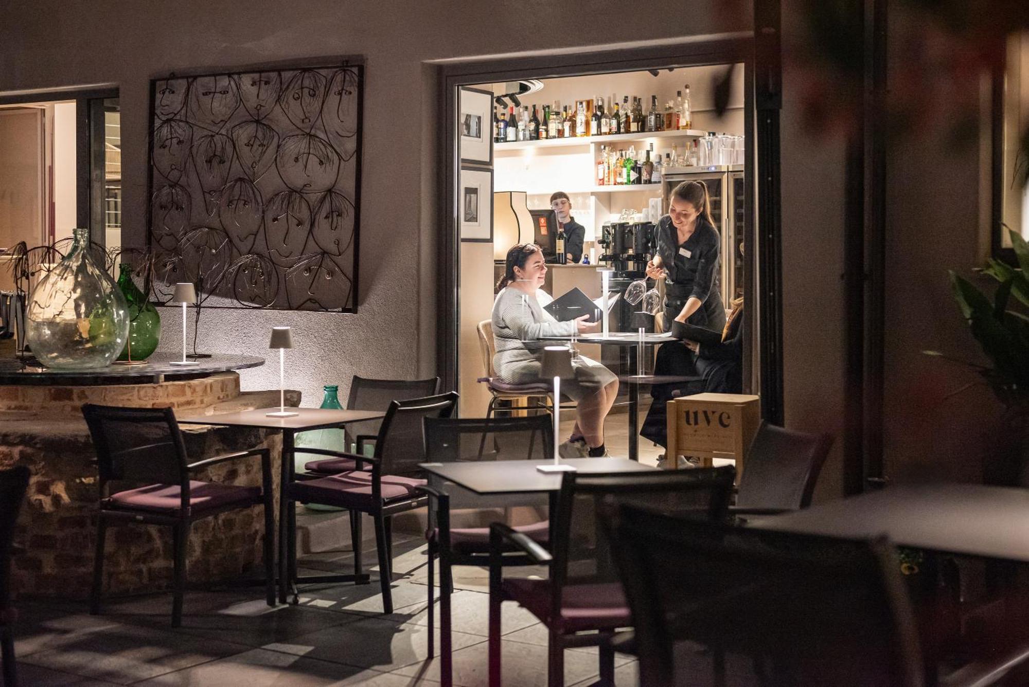 Uve Rooms & Wine Bar La Morra Dış mekan fotoğraf